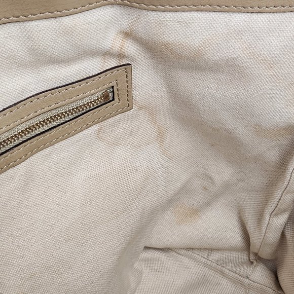 Gucci Microguccissima Leather Tote Bag - Picture 16 of 16